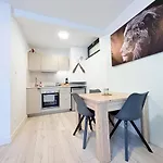 Chic & Cosy - - Parking Included שילטיגהיים