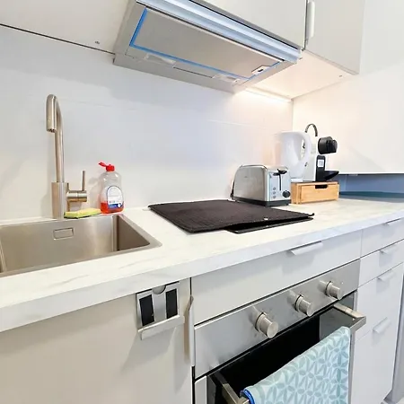 Chic & Cosy - - Parking Included Appartement