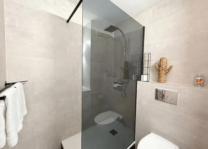 Chic & Cosy - - Parking Included